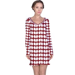 Red And White Leaf Pattern Long Sleeve Nightdresses by GardenOfOphir