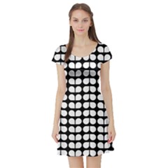 Black And White Leaf Pattern Short Sleeve Skater Dresses by GardenOfOphir