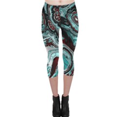 Fractal Marbled 05 Capri Leggings