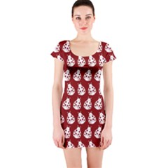 Ladybug Vector Geometric Tile Pattern Short Sleeve Bodycon Dresses