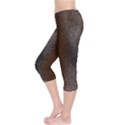 HORSE FUR Capri Leggings View3