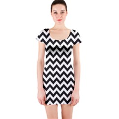 Black And White Zigzag Short Sleeve Bodycon Dress by Zandiepants