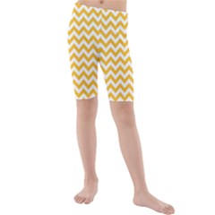 Sunny Yellow And White Zigzag Pattern Kid s Mid Length Swim Shorts