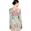  Retro Elegant Floral Pattern Long Sleeve Velvet Bodycon Dress View2