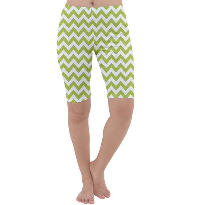 Spring Green & White Zigzag Pattern Cropped Leggings 