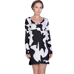 Black And White Elegant Design Long Sleeve Nightdress by Valentinaart