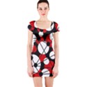Red, black and white pattern Short Sleeve Bodycon Dress View1