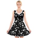 Black and White Starry Pattern V-Neck Sleeveless Dress View1