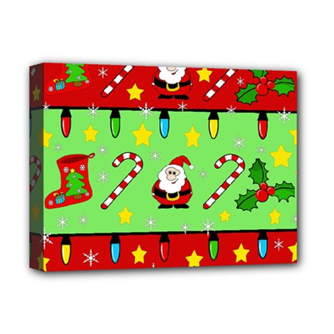 Christmas pattern - green and red Deluxe Canvas 16  x 12  