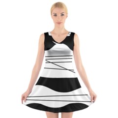 White and black waves V-Neck Sleeveless Skater Dress