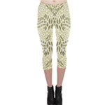 ALBINO REPTILE Capri Leggings 