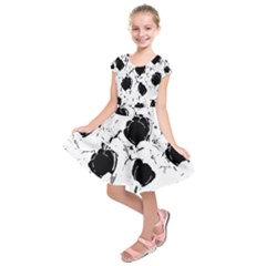 Black Roses Kids  Short Sleeve Dress by Valentinaart