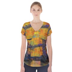 London Tower Abstract Bridge Short Sleeve Front Detail Top by Amaryn4rt