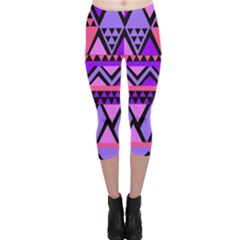 Seamless Purple Pink Pattern Capri Leggings  by Nexatart