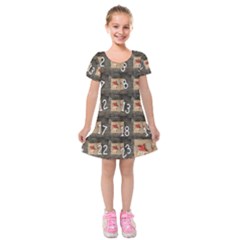 Advent Calendar Door Advent Pay Kids  Short Sleeve Velvet Dress by Nexatart