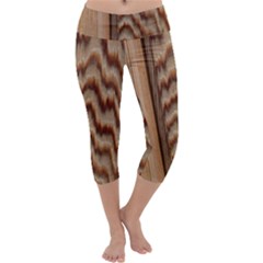 Wood Grain Texture Brown Capri Yoga Leggings