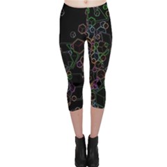 Boxs Black Background Pattern Capri Leggings 