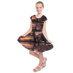 Aurora Sunset Sun Landscape Kids  Short Sleeve Dress by Simbadda