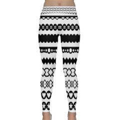 Love Heart Triangle Circle Black White Classic Yoga Leggings