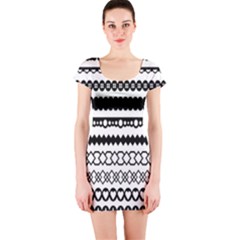 Love Heart Triangle Circle Black White Short Sleeve Bodycon Dress