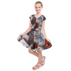 Wooden Hot Ashes Pattern Kids  Short Sleeve Dress