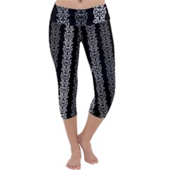 Pattern Capri Yoga Leggings