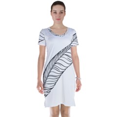 Feather Line Art Short Sleeve Nightdress