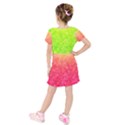 Colorful Abstract Triangles Pattern  Kids  Short Sleeve Velvet Dress View2