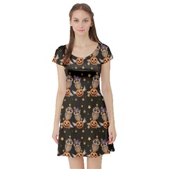 Black Halloween Two Cartoon Owls With Pumpkins Short Sleeve Skater Dress