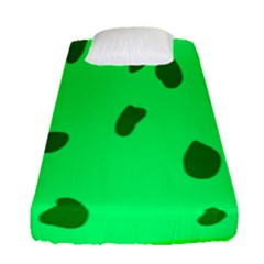 Alien Spon Green Fitted Sheet (single Size) by Alisyart