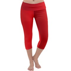 Red Gradient Fractal Backgroun Capri Yoga Leggings