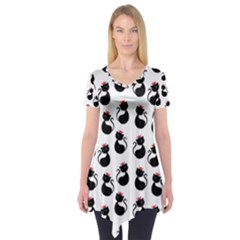 Cat Seamless Animals Pattern Short Sleeve Tunic  by Nexatart