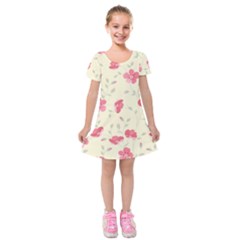 Seamless Flower Pattern Kids  Short Sleeve Velvet Dress