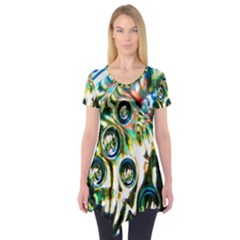 Dark Abstract Bubbles Short Sleeve Tunic 