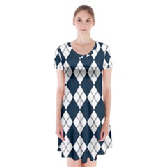 Plaid Pattern Short Sleeve V-neck Flare Dress by Valentinaart