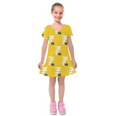 Fog Machine Fogging White Smoke Yellow Kids  Short Sleeve Velvet Dress