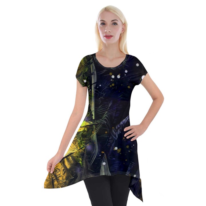 Abstract design Short Sleeve Side Drop Tunic