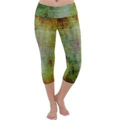 Grunge Texture                Capri Yoga Leggings by LalyLauraFLM