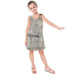 Dirty canvas                   Kid s Sleeveless Dress