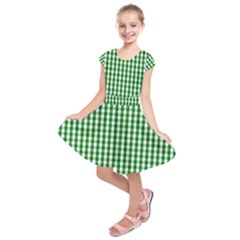 Christmas Green Velvet Large Gingham Check Plaid Pattern Kids  Short Sleeve Dress