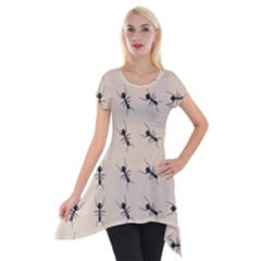 Ants Pattern Short Sleeve Side Drop Tunic