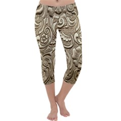 Golden European Pattern Capri Yoga Leggings