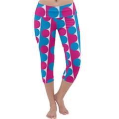 Pink And Bluedots Pattern Capri Yoga Leggings