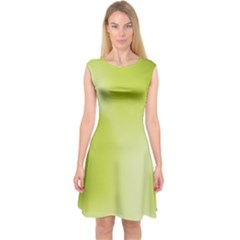 Green Soft Springtime Gradient Capsleeve Midi Dress