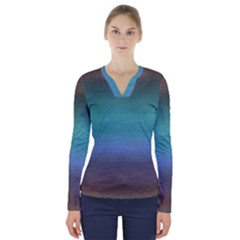 Ombre V-neck Long Sleeve Top