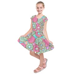 Donuts Pattern Kids  Short Sleeve Dress by ValentinaDesign