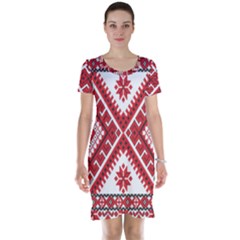 Model Traditional Draperie Line Red White Triangle Short Sleeve Nightdress