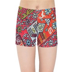 Carpet Orient Pattern Kids Sports Shorts by BangZart