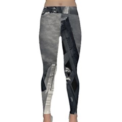 Chicago Skyline Tall Buildings Classic Yoga Leggings