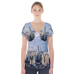 Shanghai The Window Sunny Days City Short Sleeve Front Detail Top